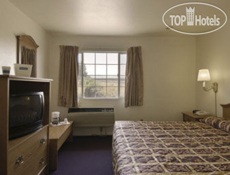 New photos from tourists Travelodge Medford 2*