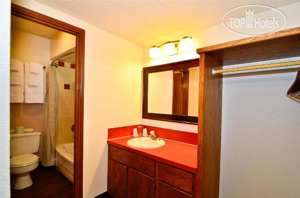 New photos from tourists Americas Best Value Inn St. Helen 2*