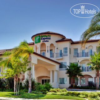 Фото Holiday Inn Express Hotel & Suites Corona