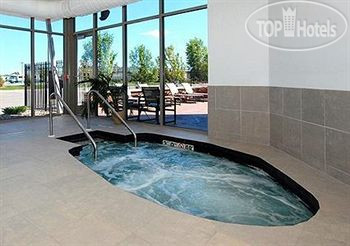 New photos from tourists SpringHill Suites Green Bay 3*