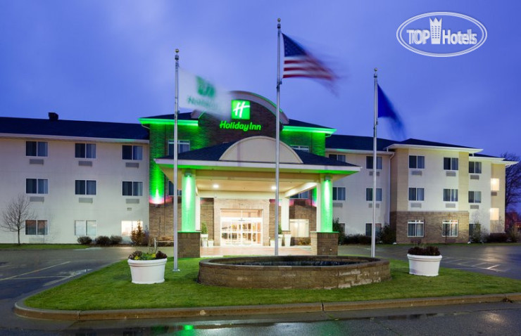 Hotelier's photos Holiday Inn Conference Ctr Marshfield 3*