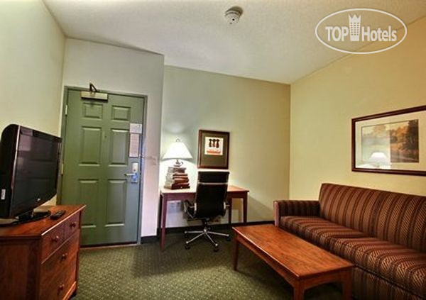 New photos from tourists Comfort Suites Milwaukee Airport 3*