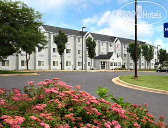 Hotel photo Microtel Inn And Suites Madison East 2*