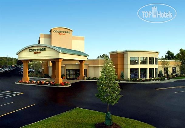 Фото Courtyard Canton