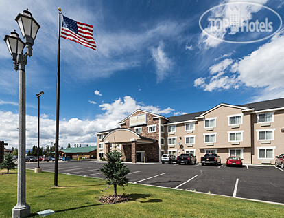 New photos from tourists Yellowstone Park Hotel 3*