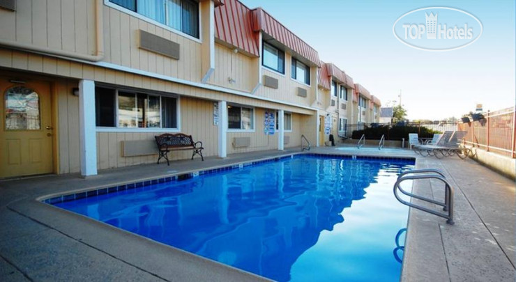 New photos from tourists Best Western Hi-Desert Inn 2*