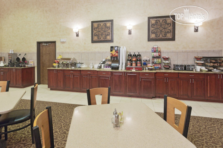 New photos from tourists La Quinta Inn & Suites Ely 2*