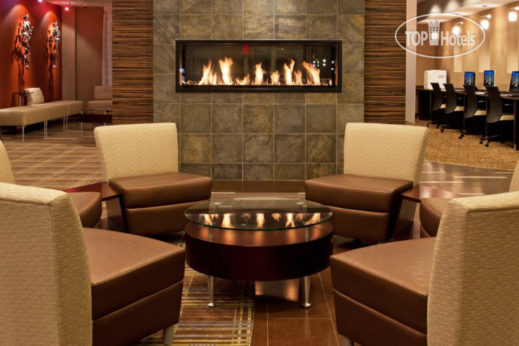 Hotelier's photos Holiday Inn Detroit Metro Airport 3*