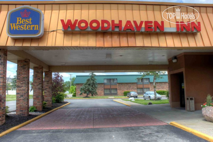 Hotelier's photos Best Western Woodhaven Inn 2*