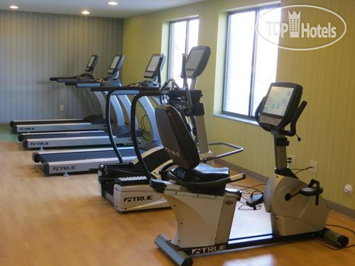 New photos from tourists Holiday Inn Express Romulus-Detroit Airport 2*