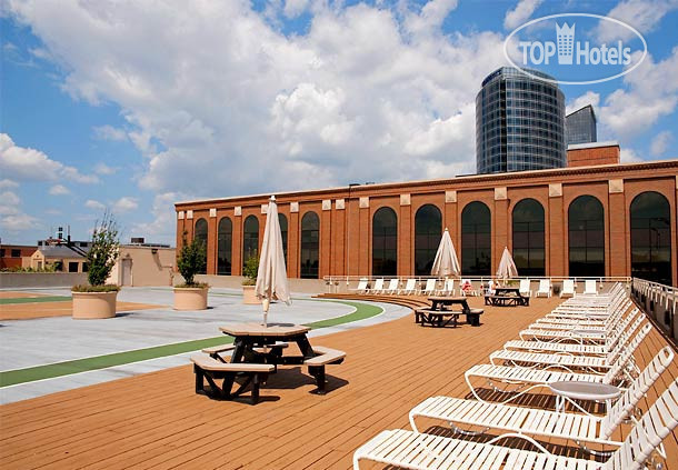 Hotelier's photos Courtyard Grand Rapids Downtown 3*