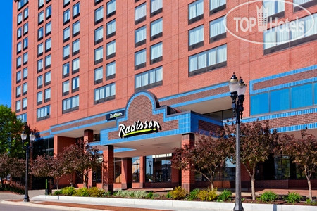 Hotelier's photos Radisson Hotel Lansing at the Capitol 2*
