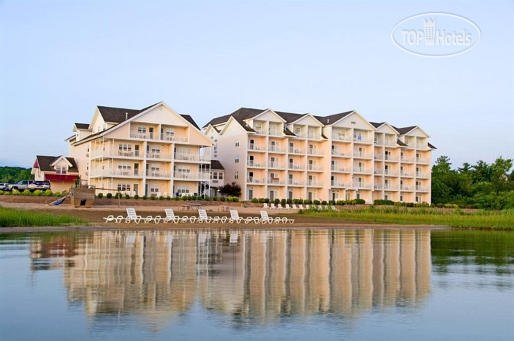 Hotelier's photos Cherry Tree Inn & Suites 3*