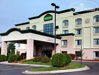 Hotelier's photos Wingate by Wyndham Auburn Hills 2*