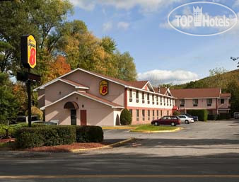 Hotelier's photos Super 8 Brattleboro 2*