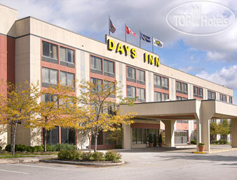 Hotelier's photos Days Inn Erie 2*