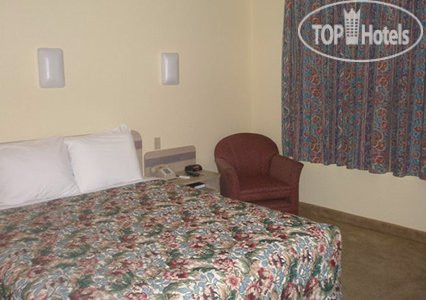 New photos from tourists Econo Lodge Meadville 2*