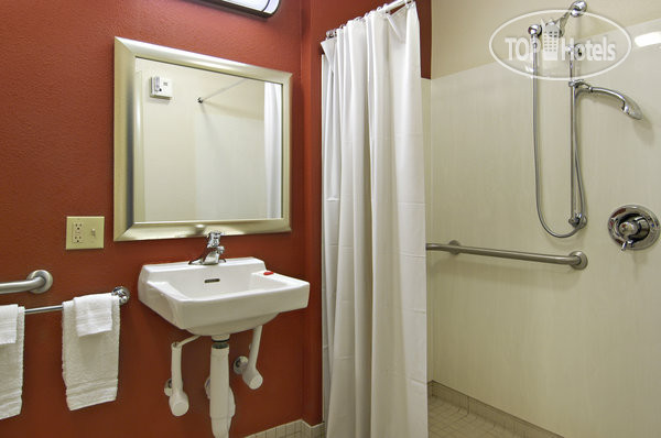New photos from tourists Red Roof Inn Allentown Airport 2*