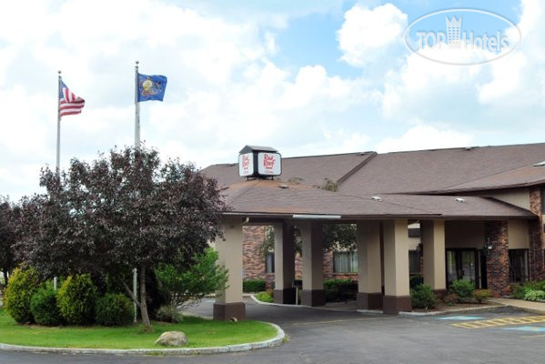 Hotel photo Red Roof Inn & Suites Hermitage 2*