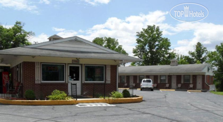 Hotelier's photos Red Carpet Inn Gettysburg 2*