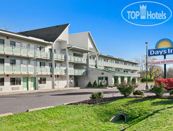 Hotel photo Days Inn Harrisburg North 2*