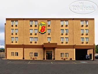 Hotelier's photos Super 8 Garden of the Gods 2*