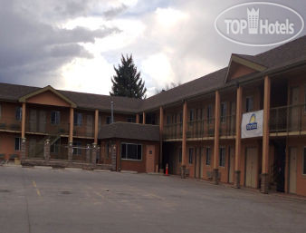 Hotelier's photos Days Inn Delta 3*