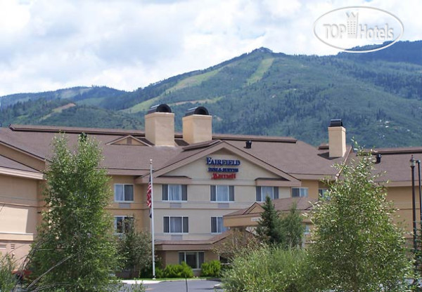 Hotelier's photos Fairfield Inn & Suites Steamboat Springs 3*