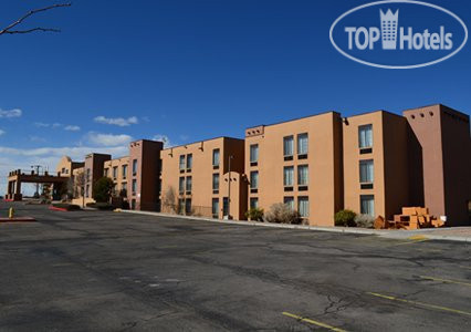 Hotelier's photos Comfort Inn Santa Fe 2*