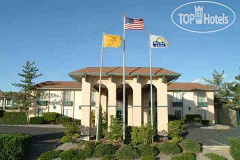 Hotelier's photos Days Inn & Suites Mesilla Valley Hotel & Conference Center 3*