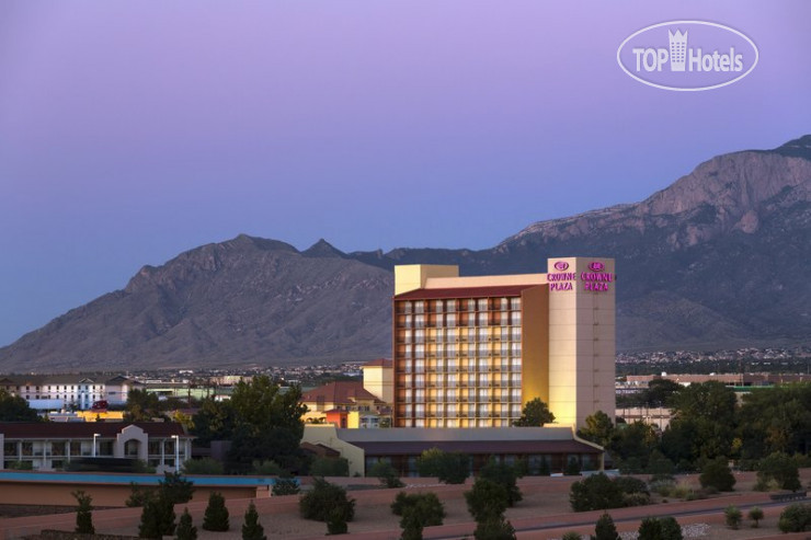 Hotelier's photos Crowne Plaza Albuquerque 4*