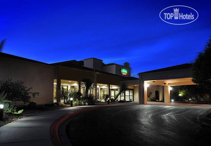 Hotel photo Courtyard Albuquerque Airport 3*