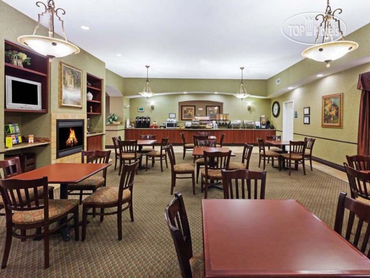 New photos from tourists La Quinta Inn & Suites Albuquerque Midtown 2*