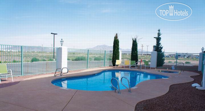 Новые добавленные фото туристов La Quinta Inn & Suites Deming 2*