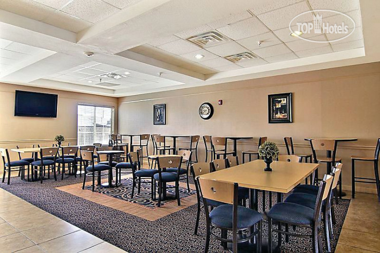 Новые добавленные фото туристов La Quinta Inn & Suites Hobbs 3*