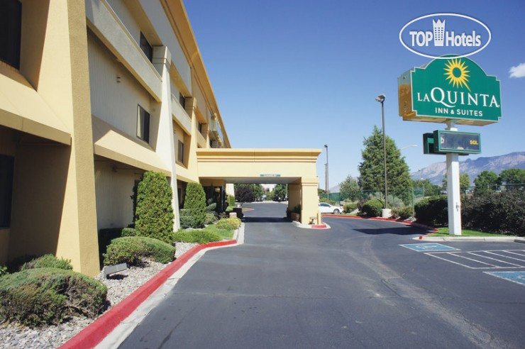 Hotelier's photos La Quinta Inn & Suites Albuquerque Journal Ctr NW 2*