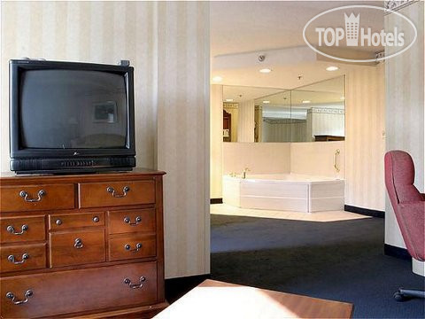 New photos from tourists Holiday Inn Express Chicago-Midway Airport 2*