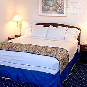 New photos from tourists Courtyard Chicago Midway Airport 3*
