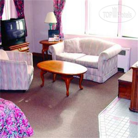 New photos from tourists Inn at Lincoln Park 2*