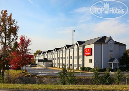 Hotelier's photos Econo Lodge Inn & Suites Greenville 2*