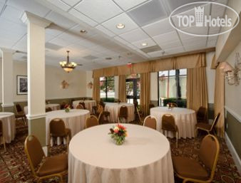 New photos from tourists Ramada Metairie-New Orleans Area 2*