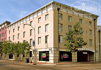 Hotel photo Courtyard New Orleans Downtown - Convention Center 3*
