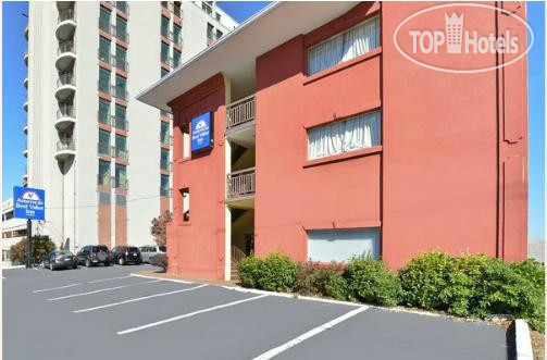 Hotelier's photos Americas Best Value Inn Downtown Midtown 2*