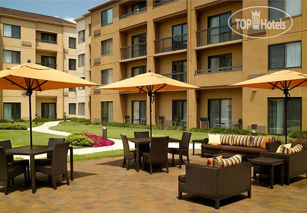 Hotelier's photos Courtyard Atlanta Airport North Virginia Avenue 3*