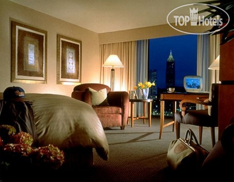 New photos from tourists Omni Hotel at CNN Center 4*