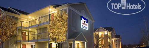 Hotelier's photos InTown Suites Northside Drive 3*