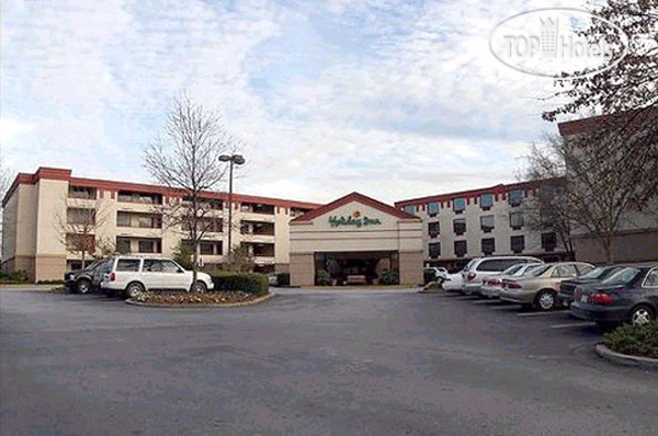 Hotelier's photos Holiday Inn Atlanta Airport North 2*