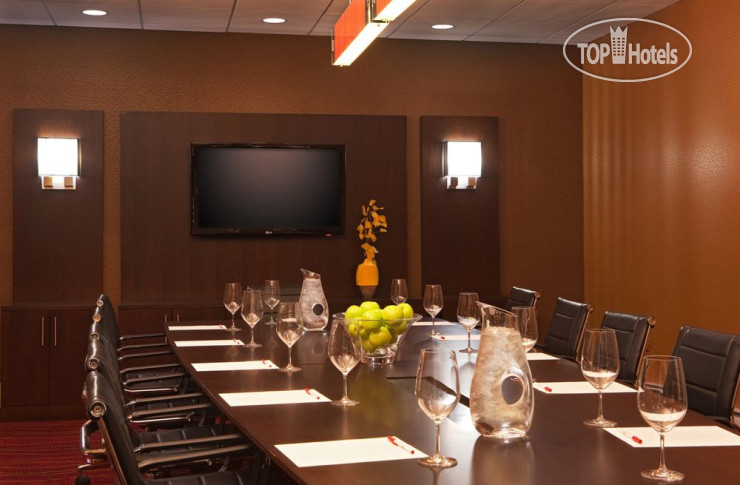 New photos from tourists Crowne Plaza Boston-Newton 3*