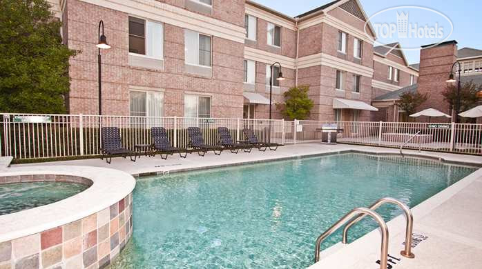 New photos from tourists Hilton Garden Inn Addison 3*