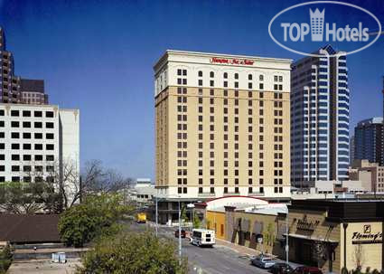 Hotelier's photos Hampton Inn & Suites Austin Downtown 3*